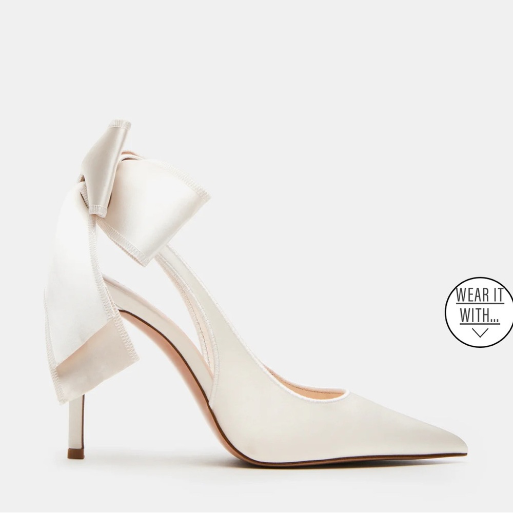 Steve Madden New Ivory Teacup Heels 6.5
